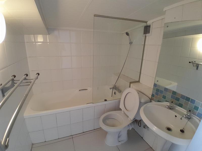 To Let 1 Bedroom Property for Rent in Gardens Western Cape